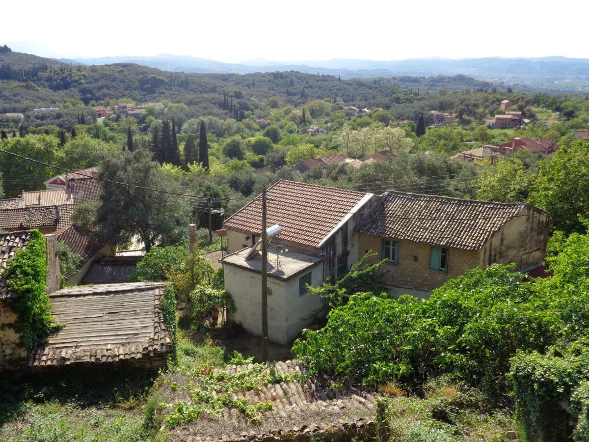 Harry'S Retreat Klimatia Exterior foto
