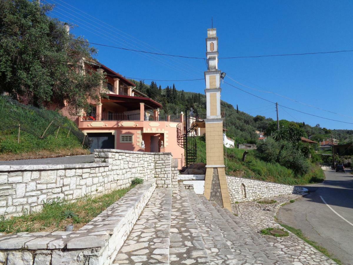 Harry'S Retreat Klimatia Exterior foto