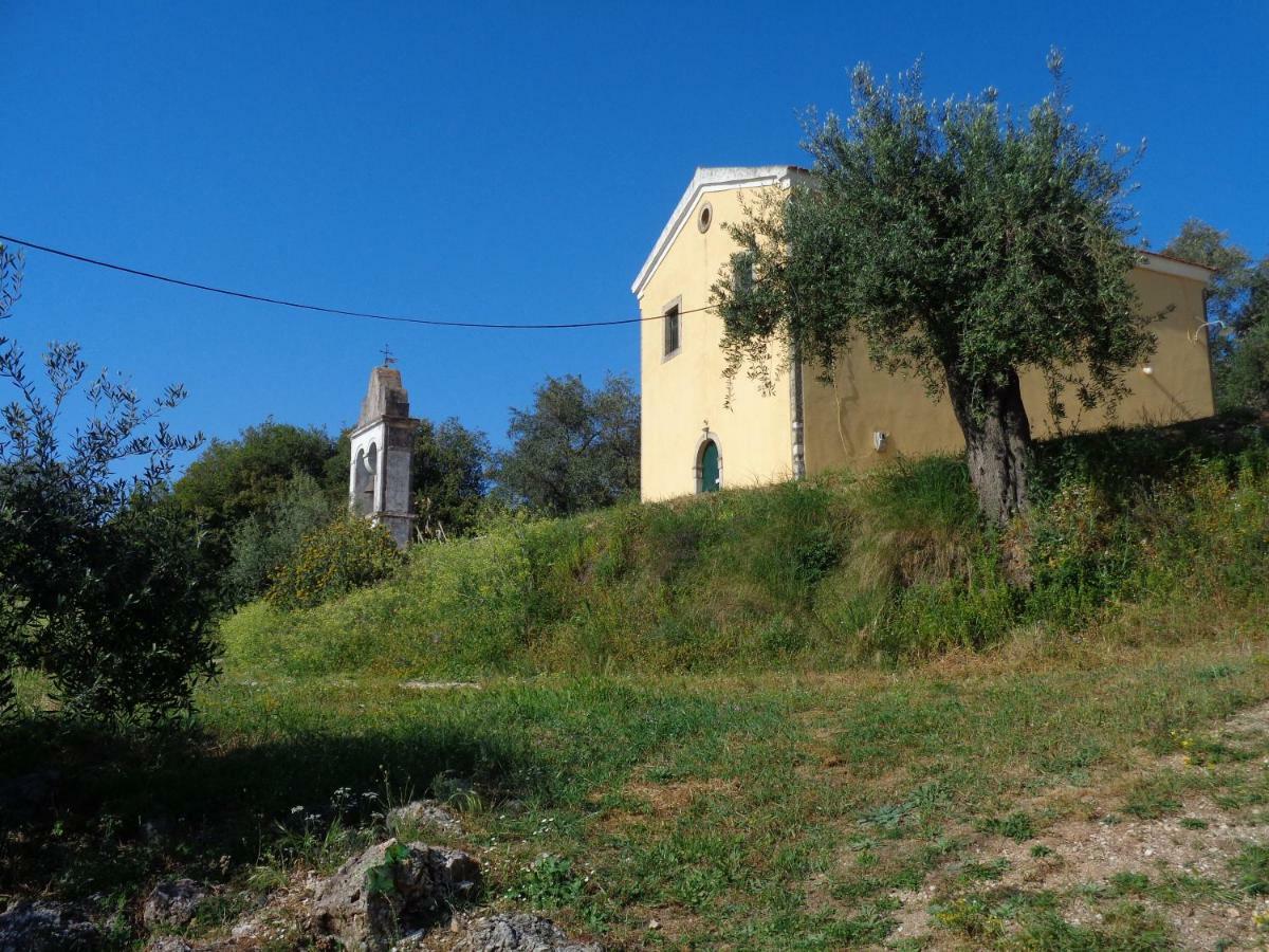Harry'S Retreat Klimatia Exterior foto