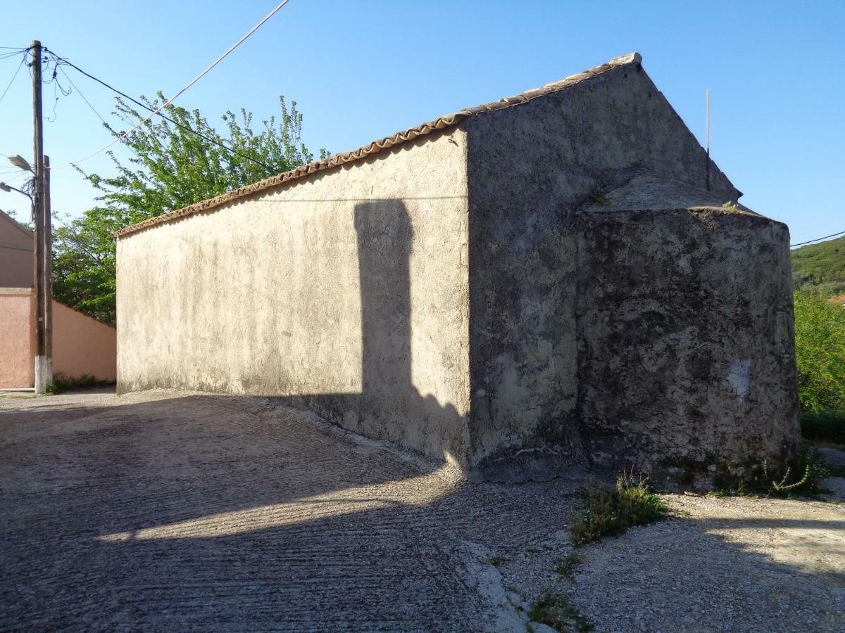 Harry'S Retreat Klimatia Exterior foto