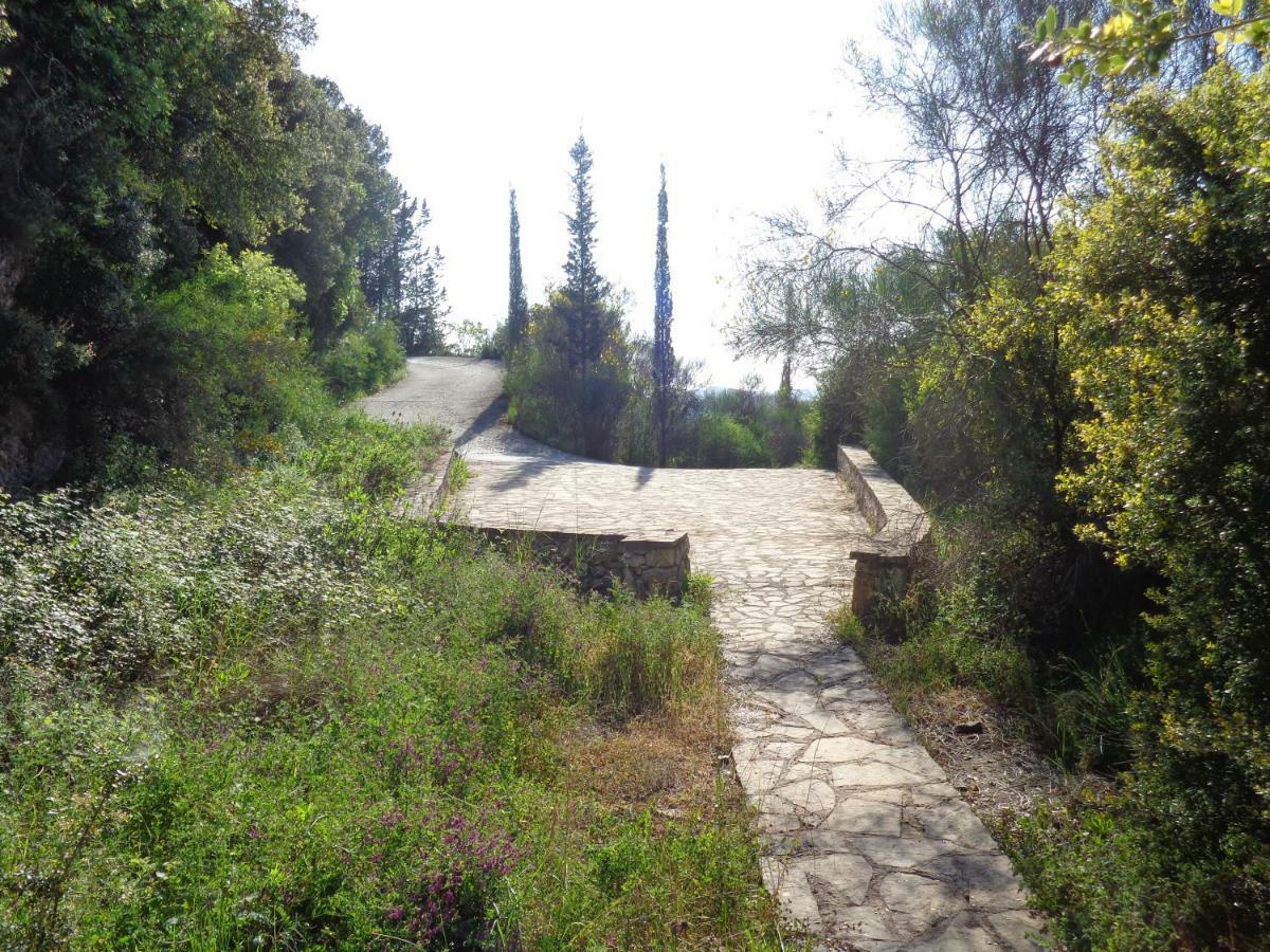 Harry'S Retreat Klimatia Exterior foto