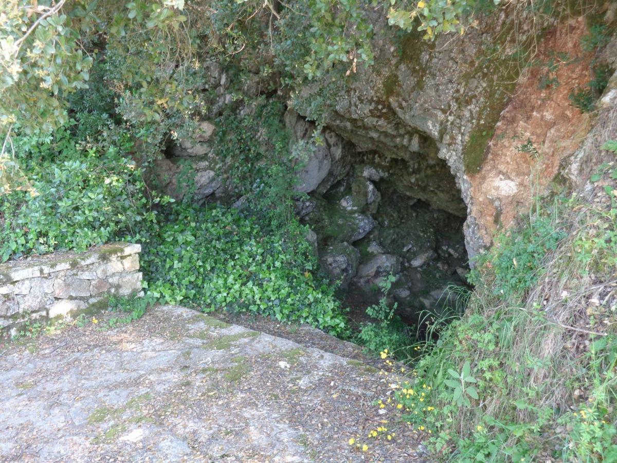 Harry'S Retreat Klimatia Exterior foto