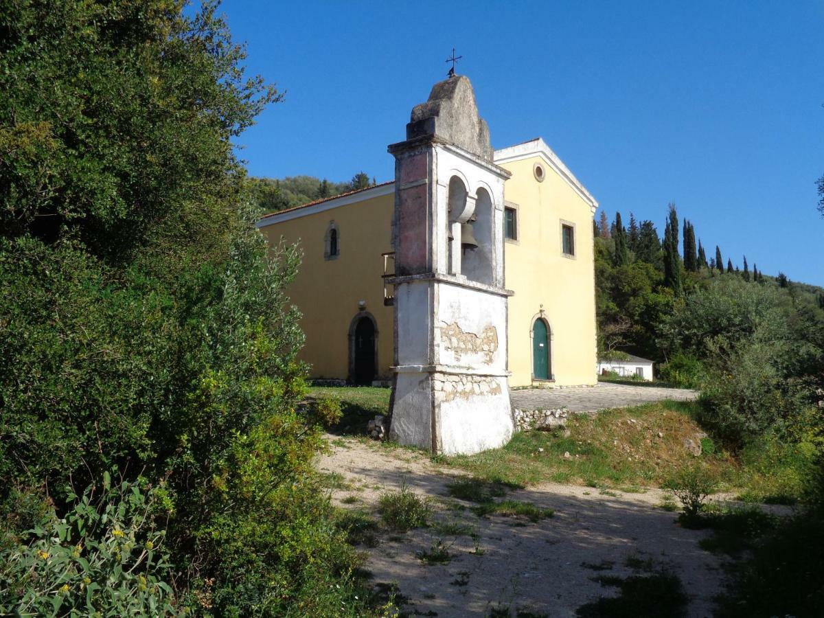 Harry'S Retreat Klimatia Exterior foto