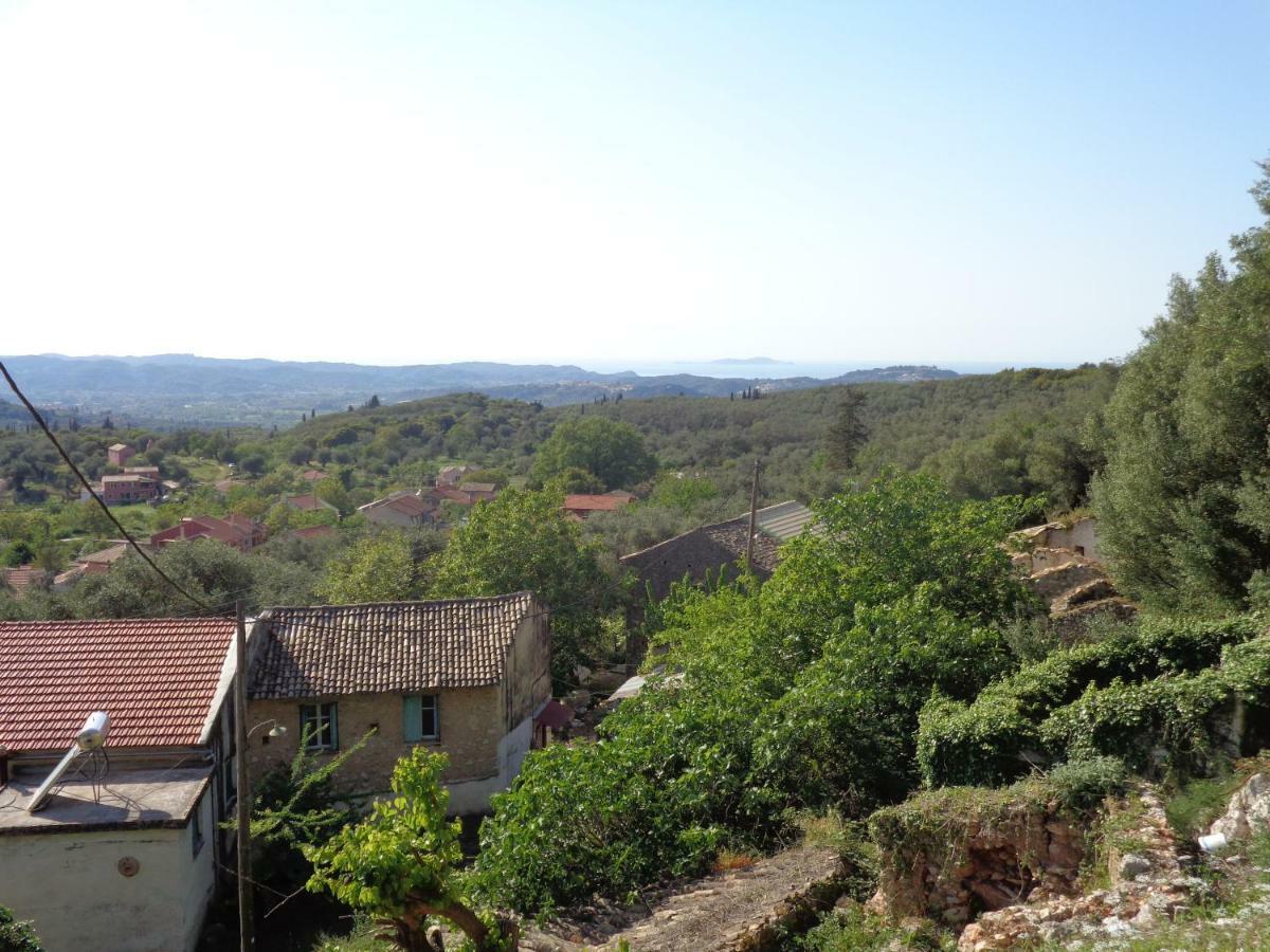 Harry'S Retreat Klimatia Exterior foto